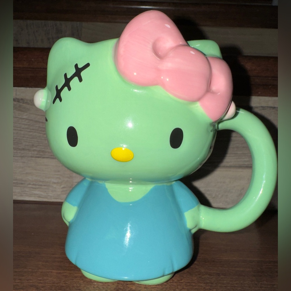 Super Cute 🥰 Hello Kitty 3D Full Body Frankenstein Green Ceramic Mug 20oz - New